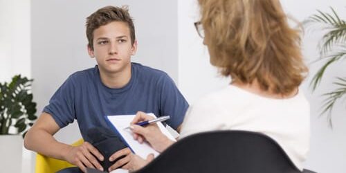A therapist talks to a young man about which is better: methadone or suboxone