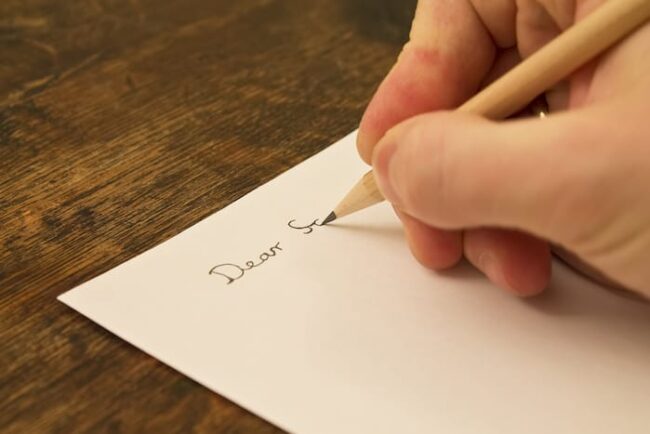 a person begins to write a letter as part of therapeutic letter writing