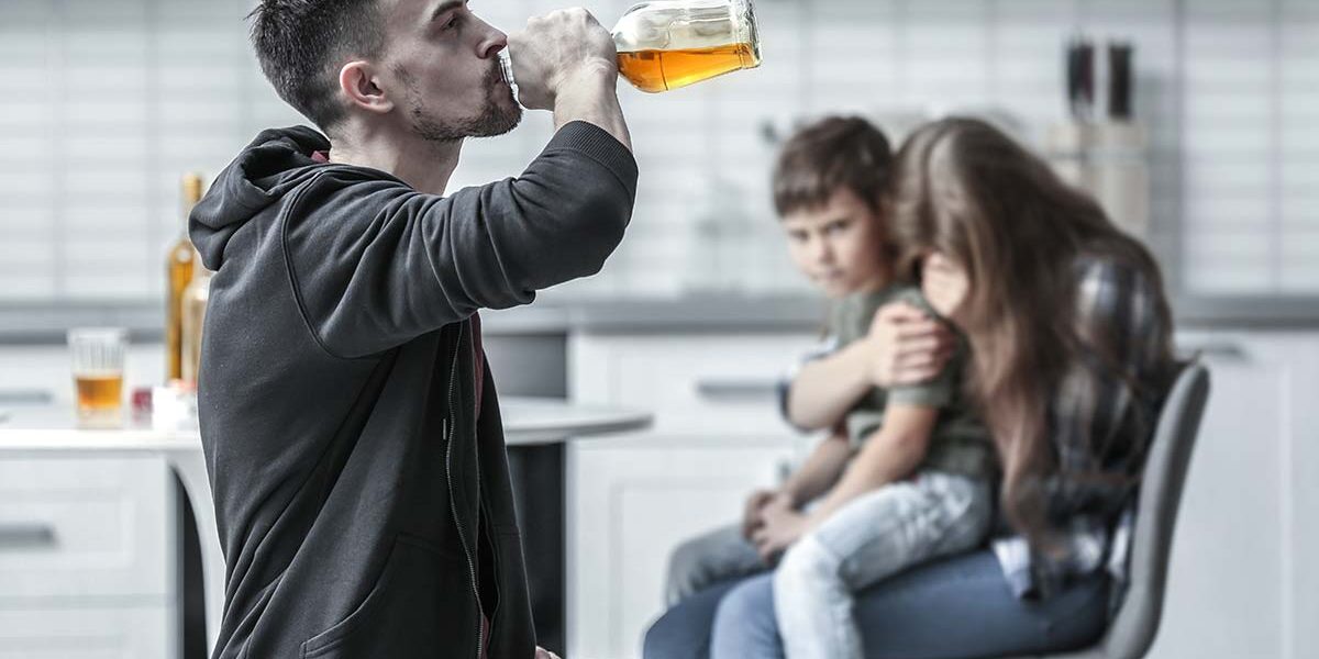 Adverse Childhood Experiences (ACEs) and Addiction Adverse Childhood Experiences (ACEs) and Addiction